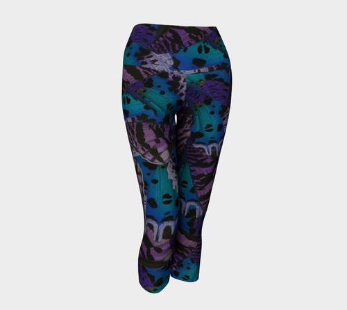 Moody Butterfly Yoga Capris